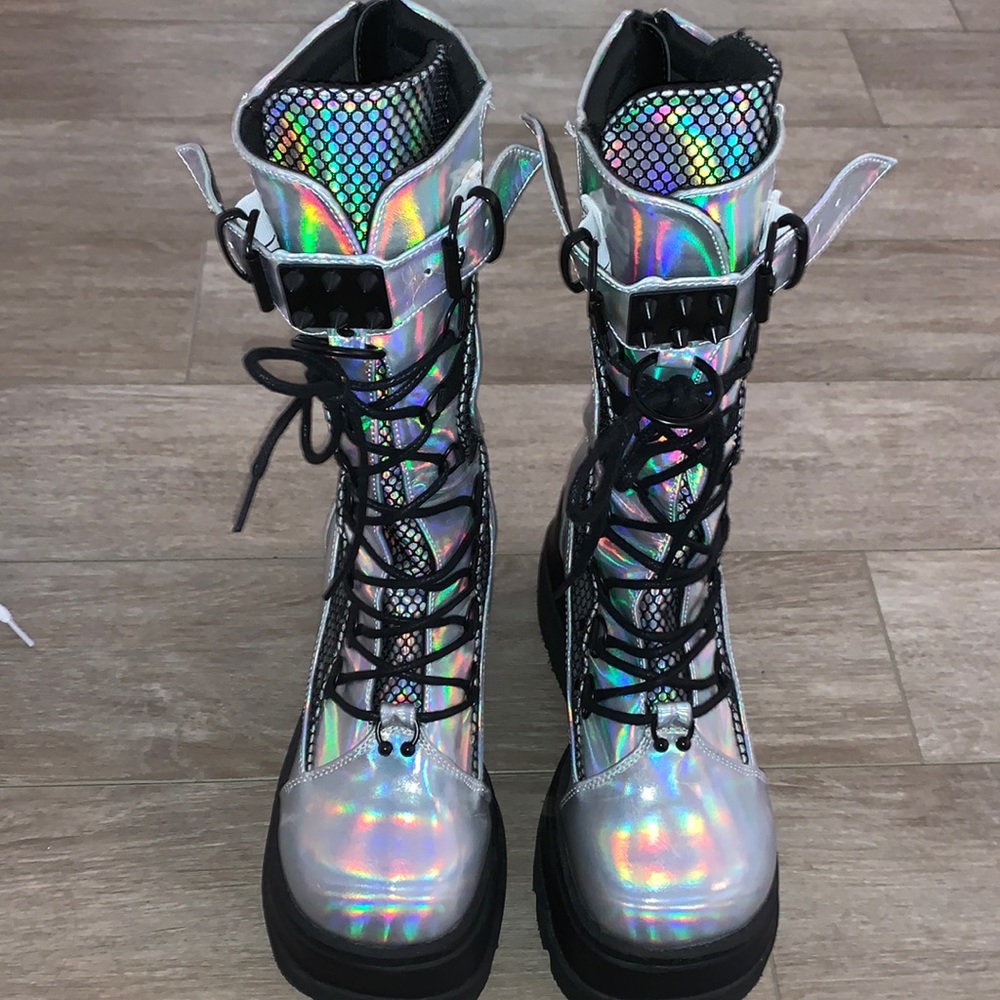 holographic demonia shaker 70